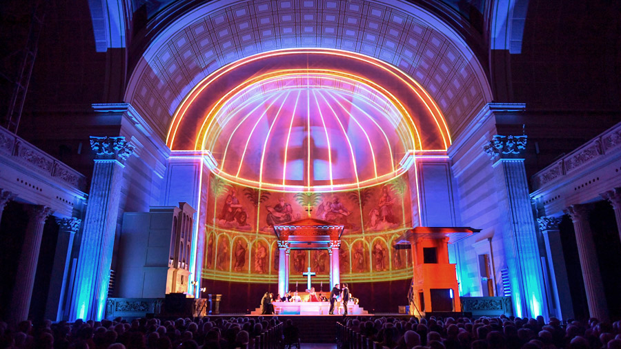 studio-eigengrau-jedermann-projectionmapping-theater-buehne-small-03