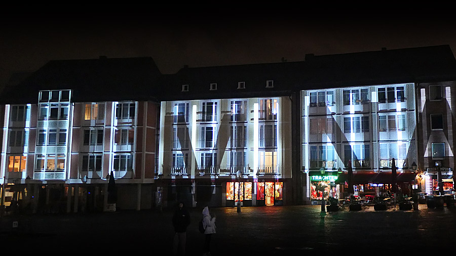 studio-eigengrau-luminale-videomapping-frankfurt-roemer-lichtkunst-small-03