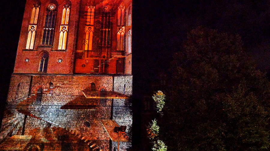 studio-eigengrau-festival-of-light-berlin-Videomapping-small-02