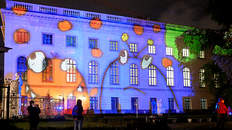 studio-eigengrau-festival-of-light-berlin-Videomapping-small-10